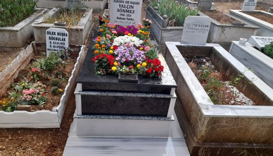 Tek kişilik mezar Bakım ve düzenleme hizmetlerimiz