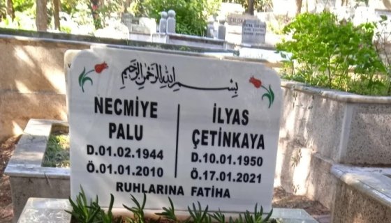 Mezar baştaşı tek kişilik